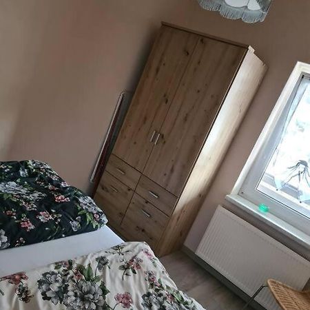 Gemuetliche Ferienwohnung Am Waldrand Elgersburg Luaran gambar